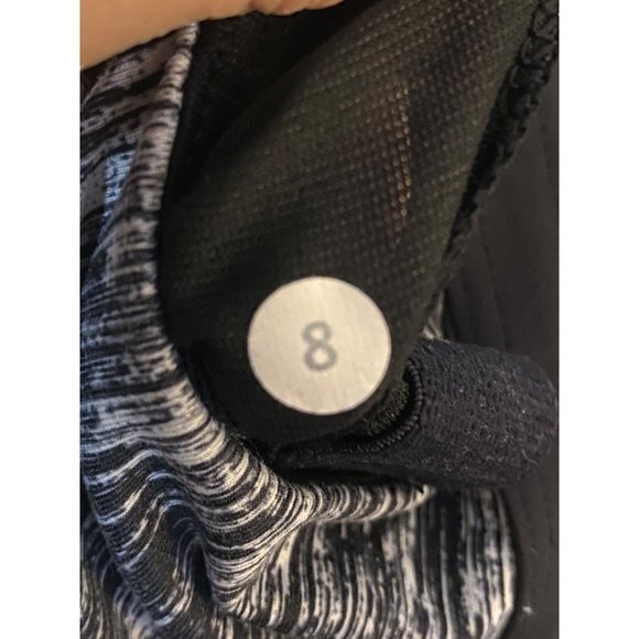 LULULEMON Tank Top‎ Hot To Street Built In Support Bra Black White Luxtreme Sz 8 - Picture 7 of 8